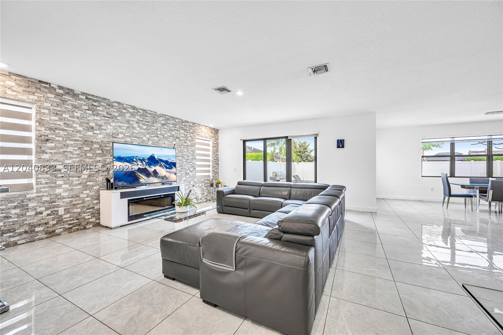 THE LANDINGS - Residential