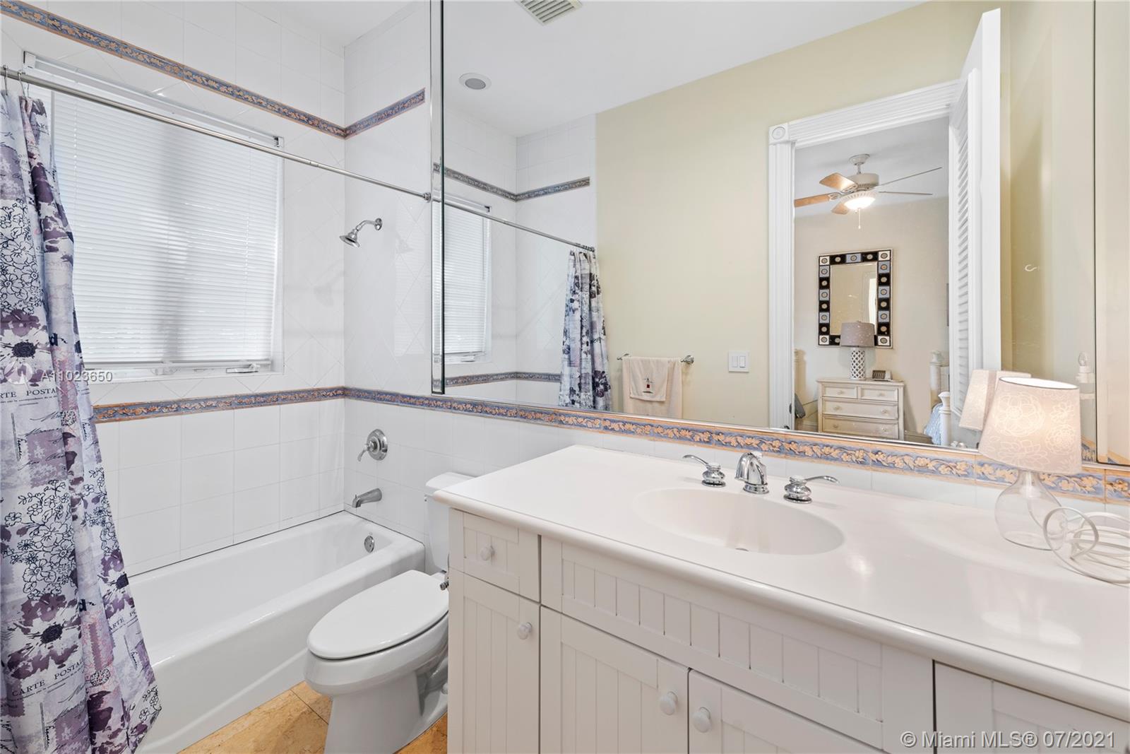 HELMS COUNTRY ESTATES ADD - Residential