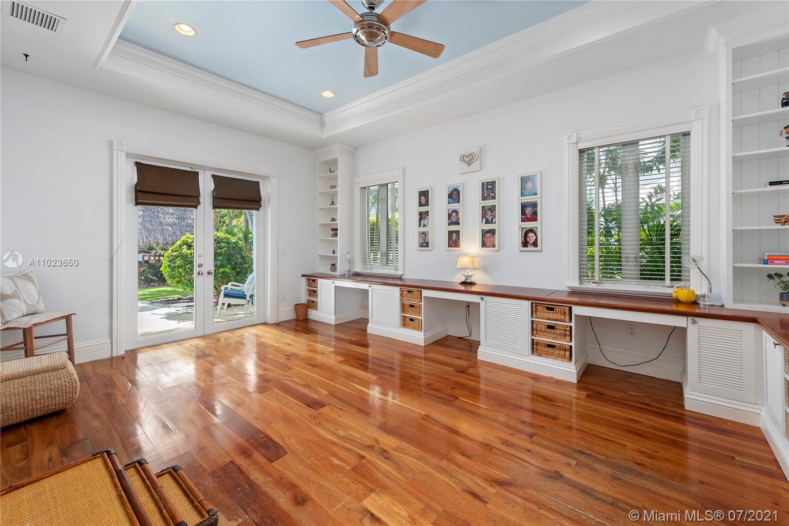 HELMS COUNTRY ESTATES ADD - Residential