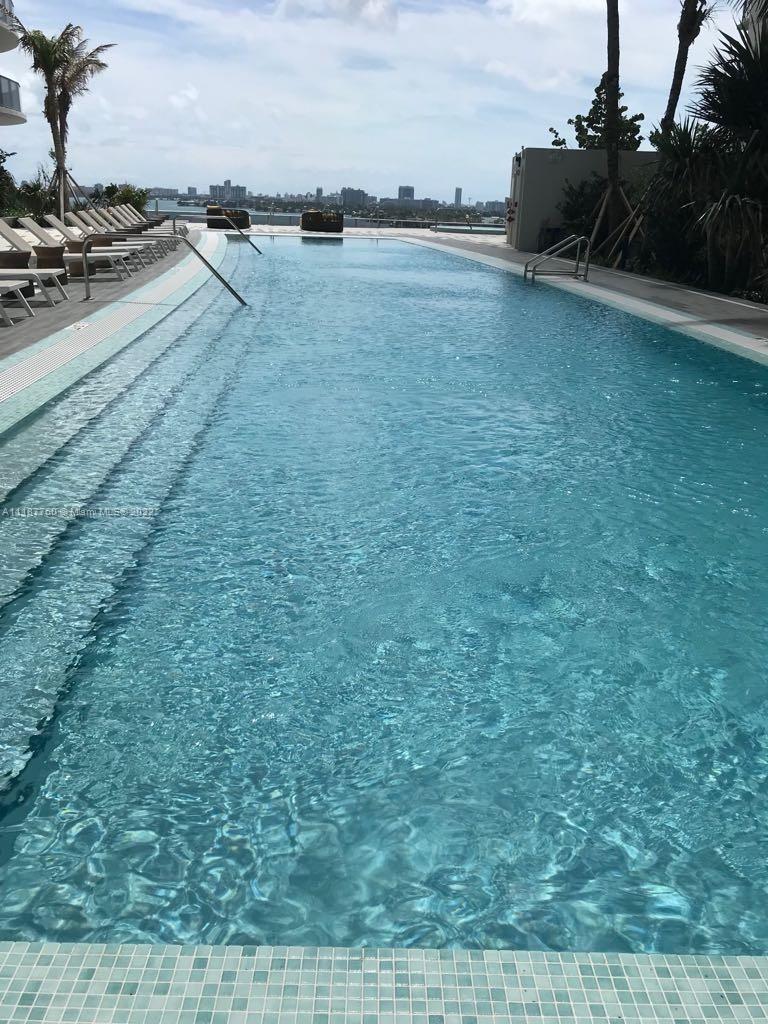 ARIA ON THE BAY CONDO - Residential