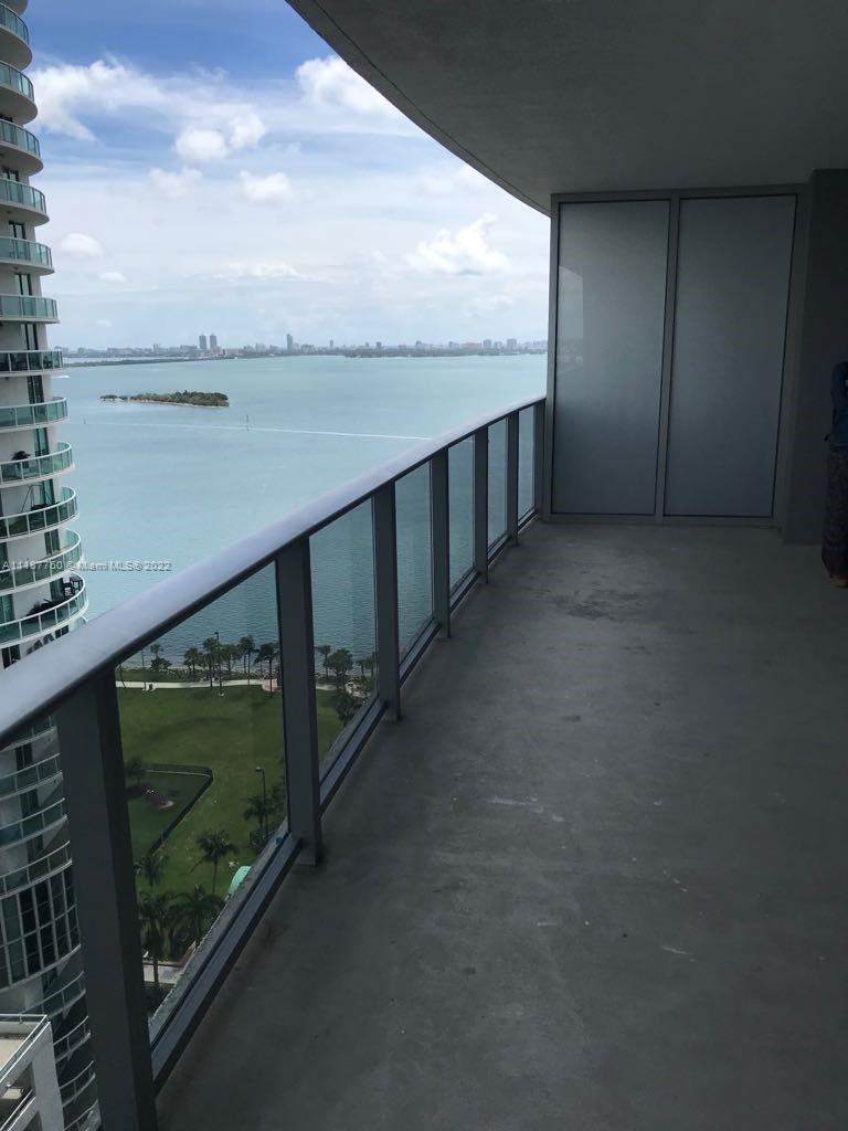 ARIA ON THE BAY CONDO - Residential