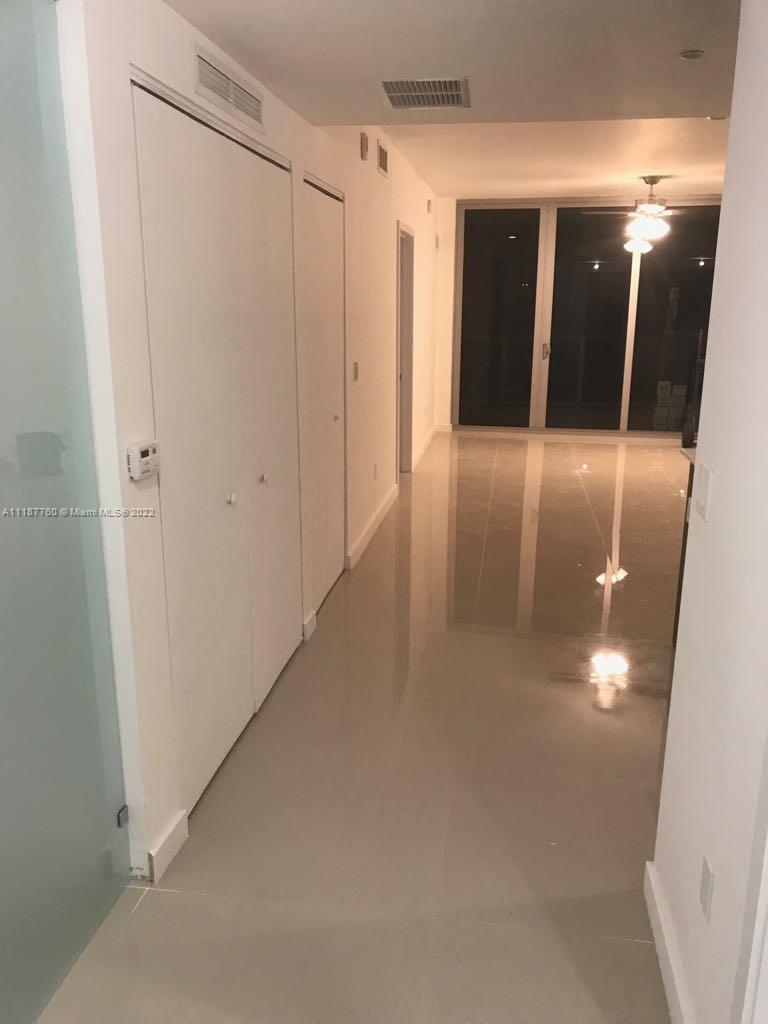 ARIA ON THE BAY CONDO - Residential