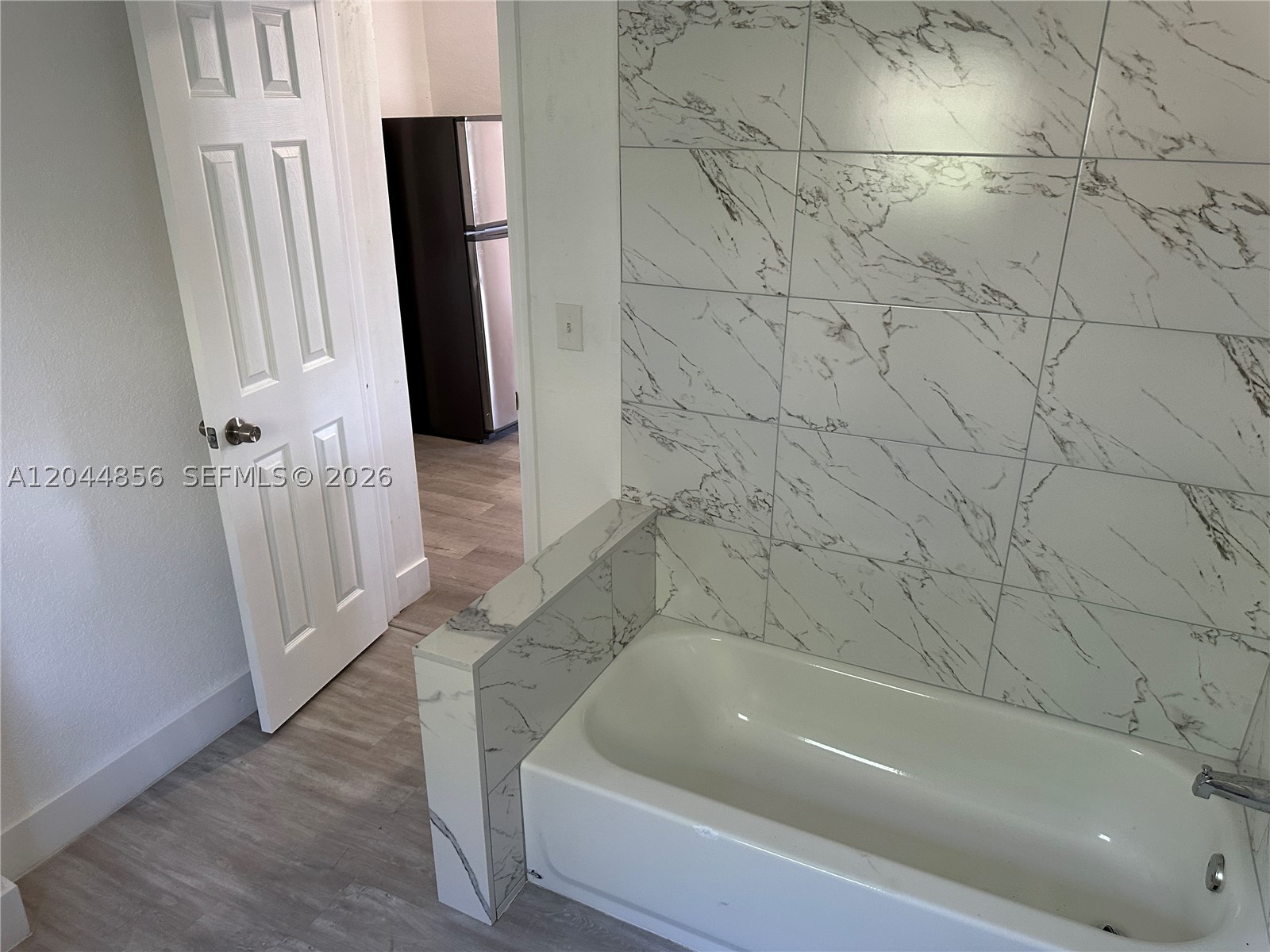 BUENA VISTA GARDENS - Residential Lease