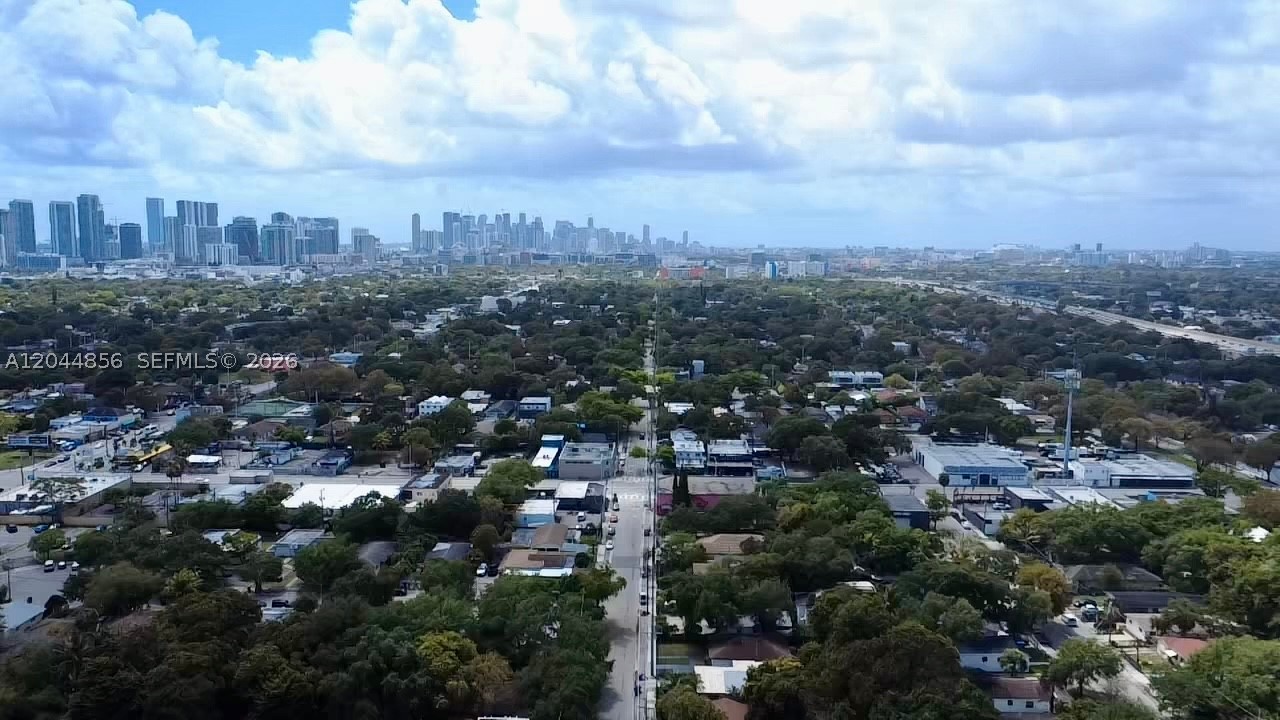 BUENA VISTA GARDENS - Residential Lease