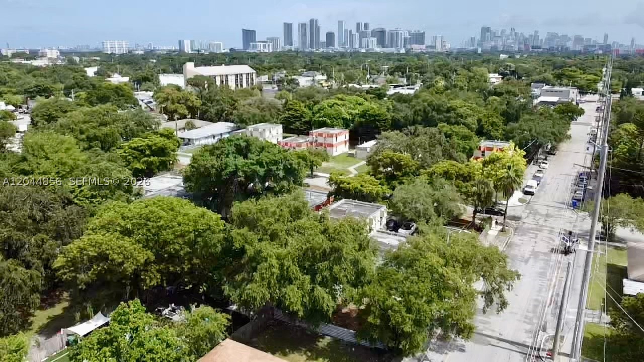 BUENA VISTA GARDENS - Residential Lease