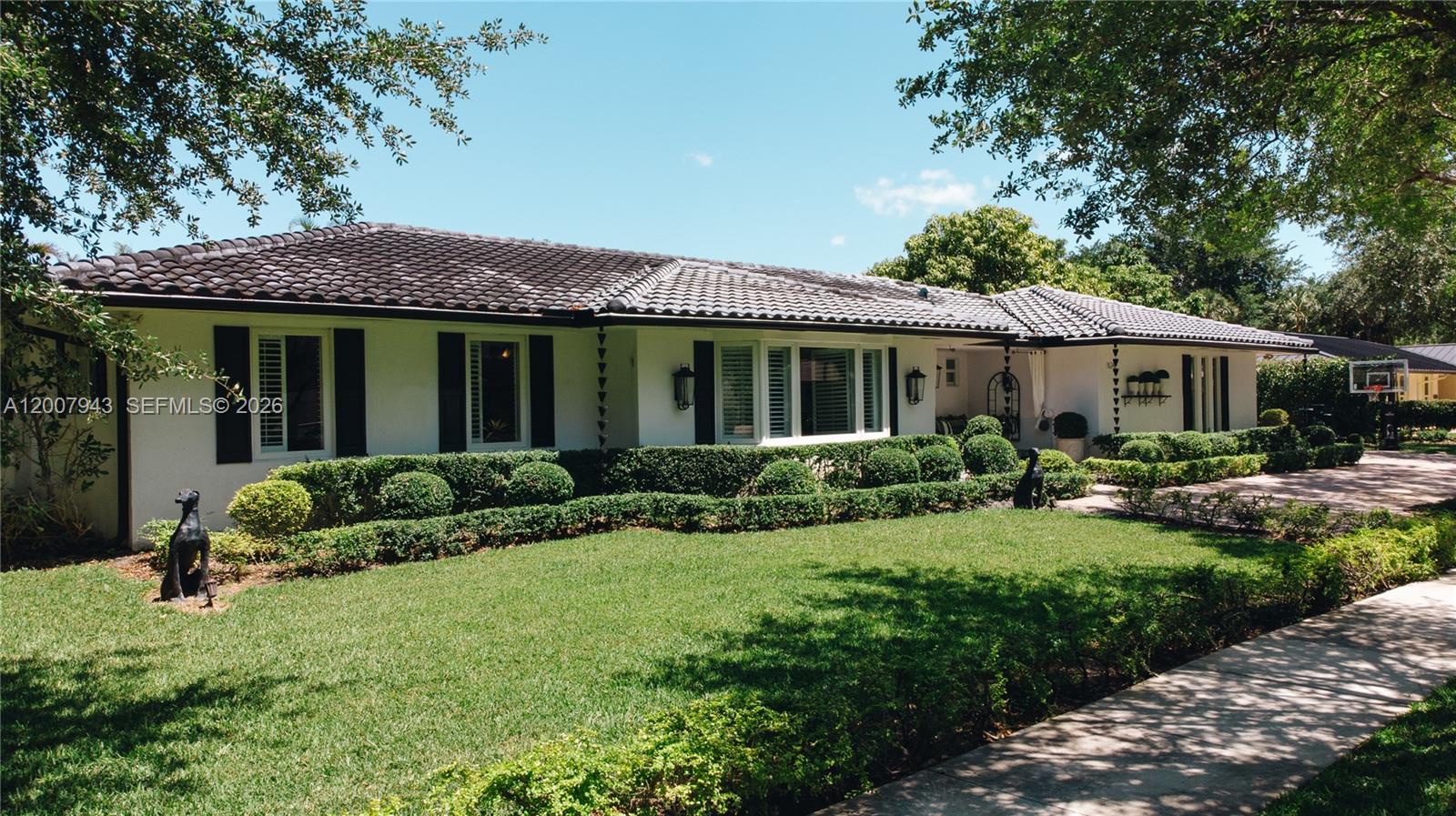 MIAMI LAKES - LOCH LOMOND - Residential