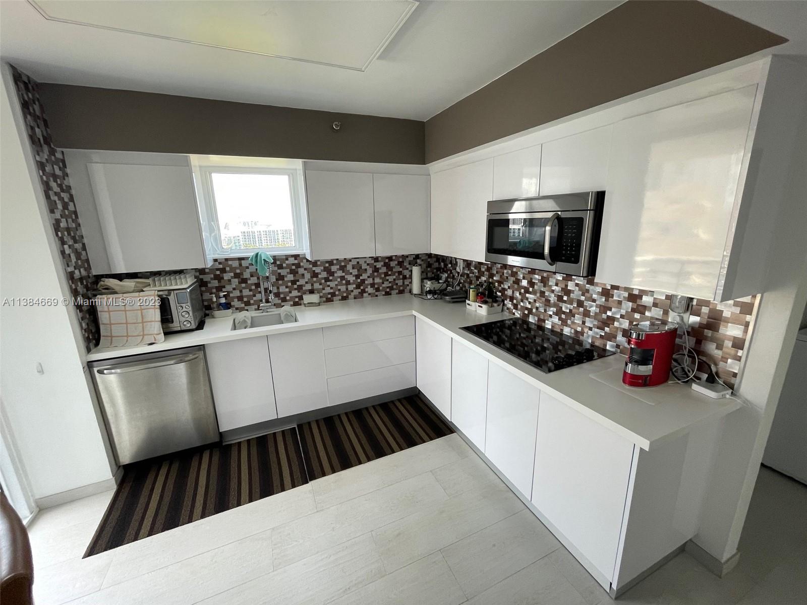 PARC CENTRAL AVENTURA SOUT - Residential