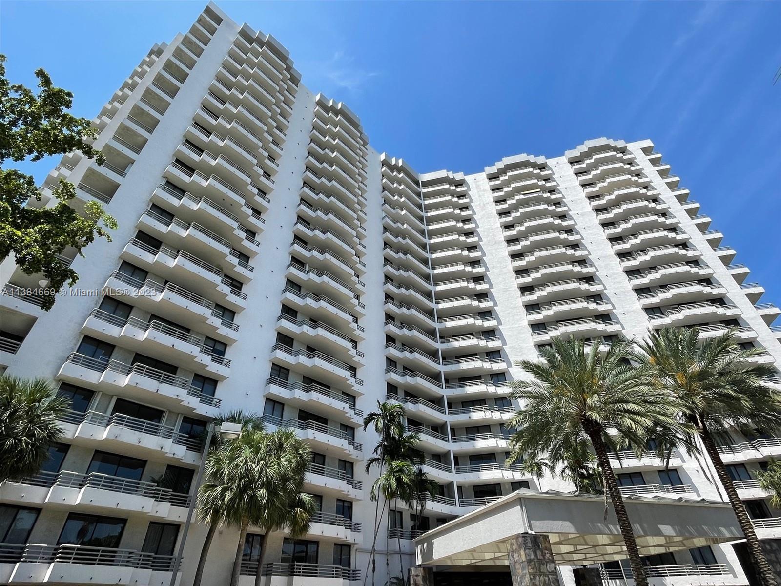 PARC CENTRAL AVENTURA SOUT - Residential