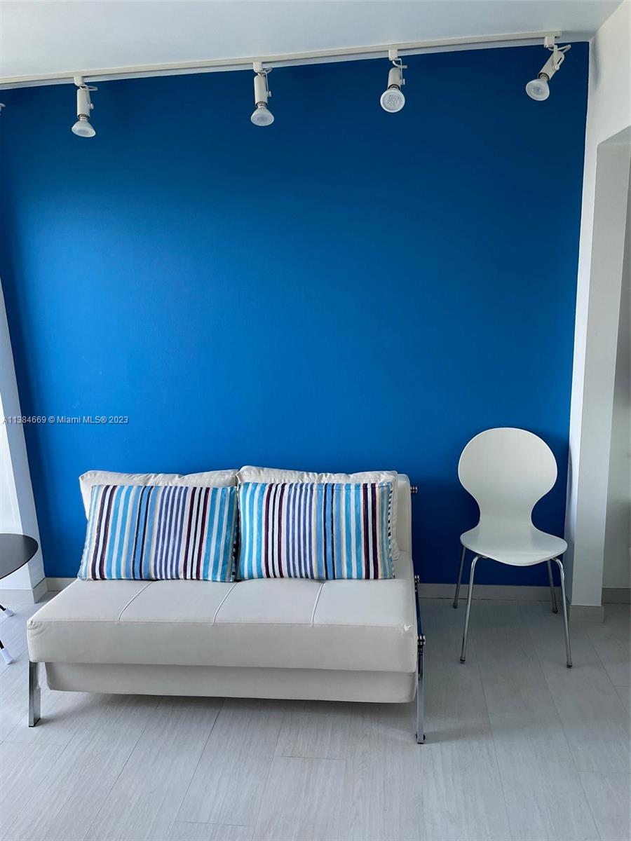 PARC CENTRAL AVENTURA SOUT - Residential