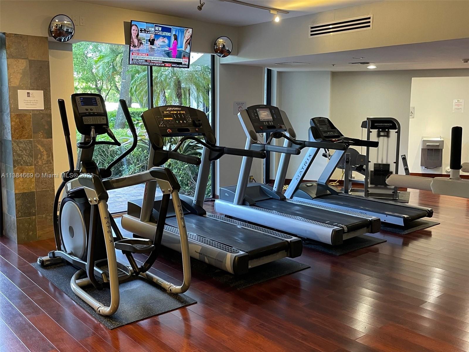 PARC CENTRAL AVENTURA SOUT - Residential