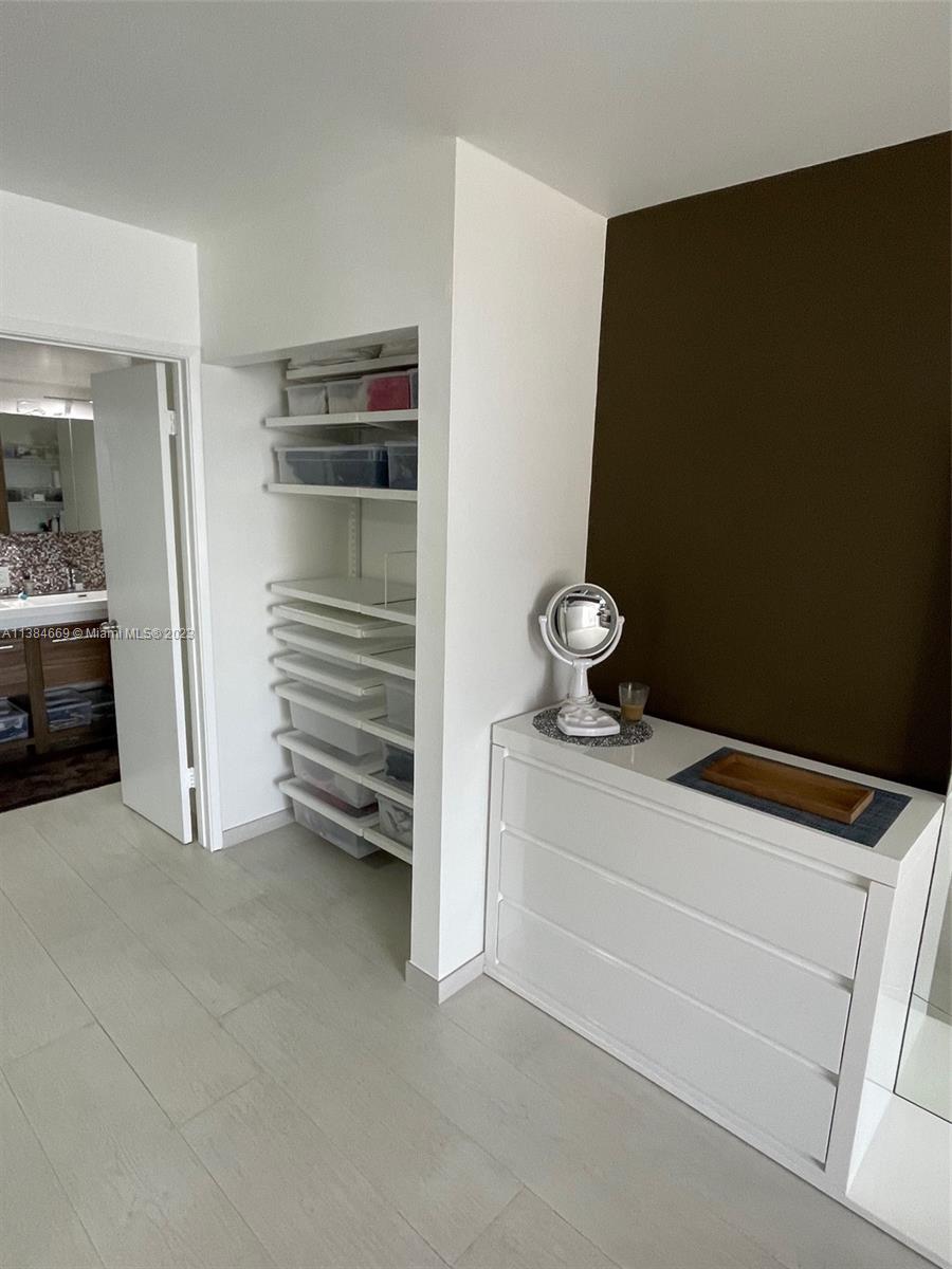 PARC CENTRAL AVENTURA SOUT - Residential