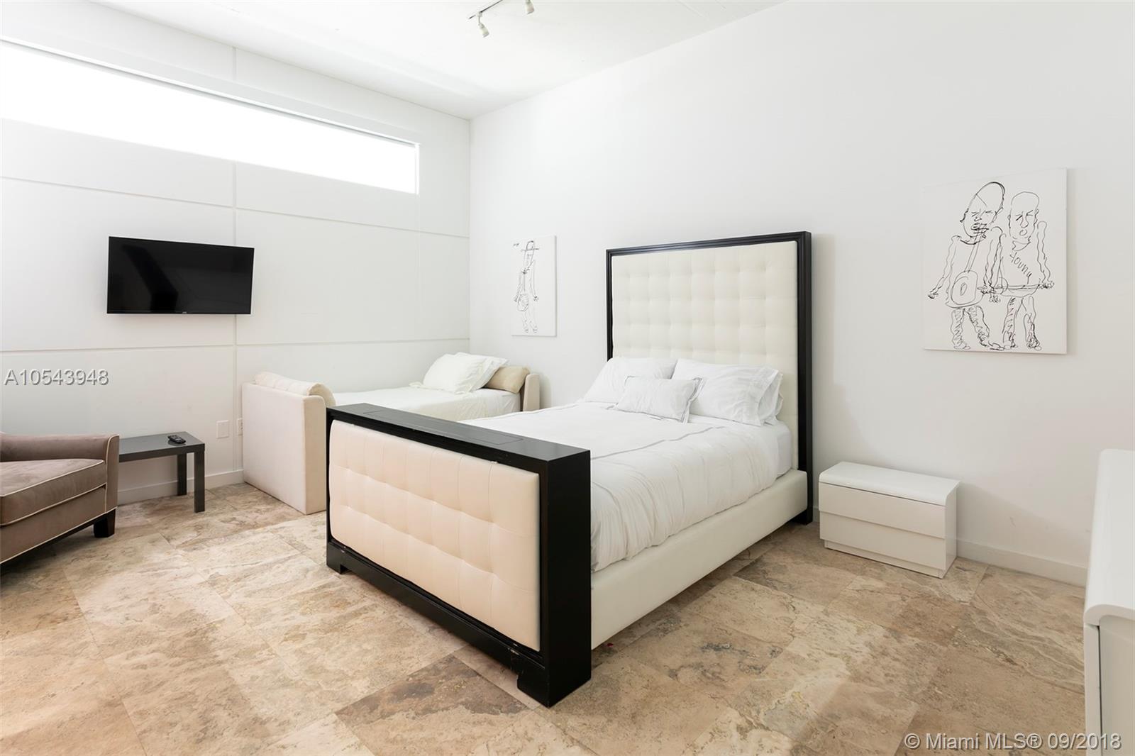 2228 PARK AVENUE CONDO - Residential