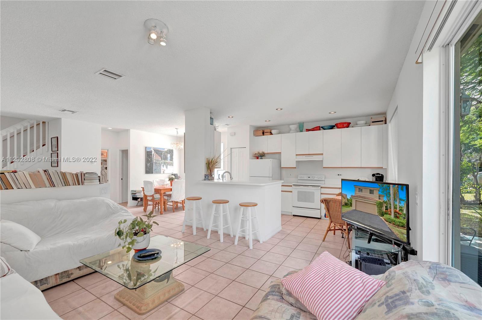SECTOR 2-PARCELS 1 2 3 4 - Residential