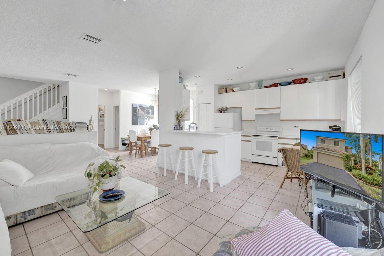 SECTOR 2-PARCELS 1 2 3 4 - Residential