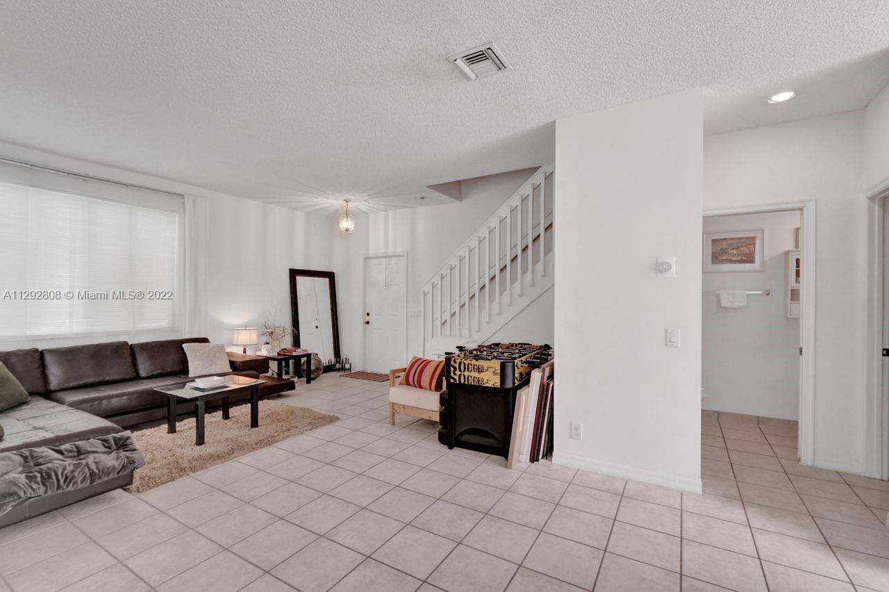 SECTOR 2-PARCELS 1 2 3 4 - Residential