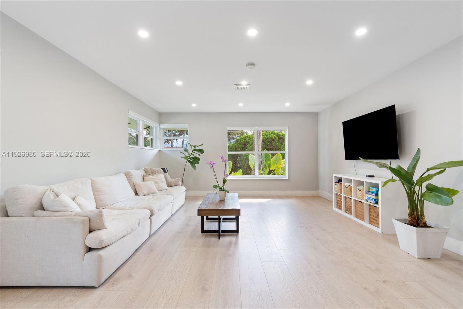 MIAMI SHORES ESTATES - Residential