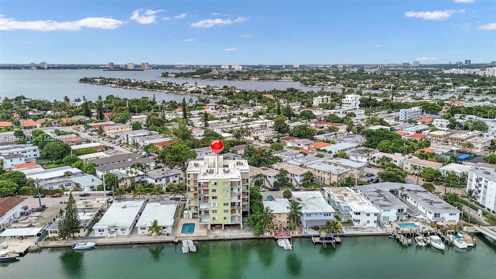 DOMINO ONE CONDO - Residential