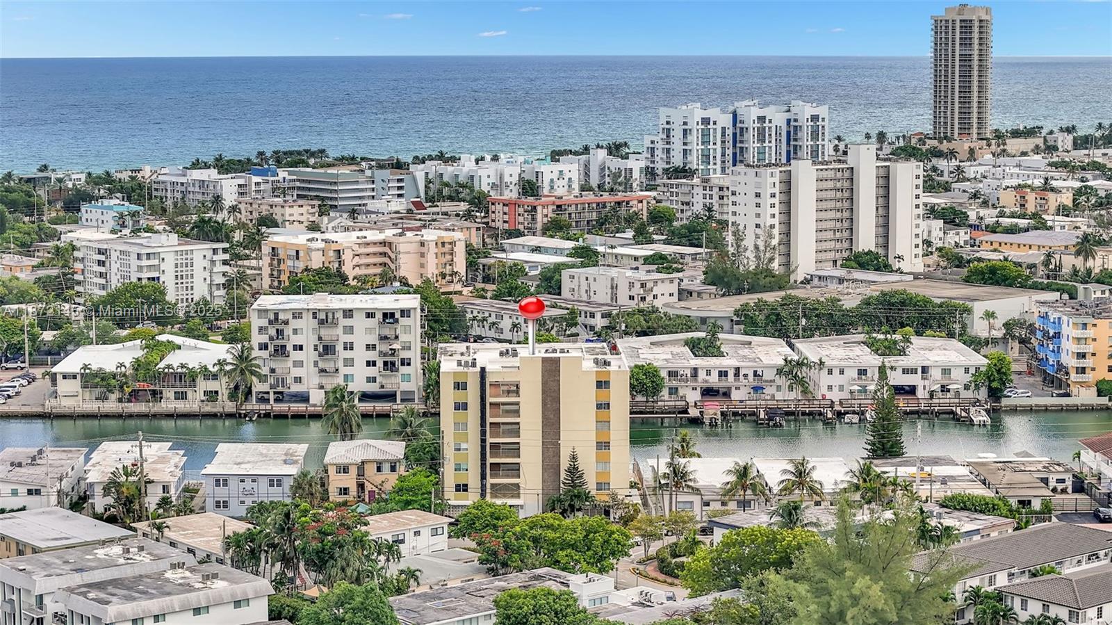 DOMINO ONE CONDO - Residential