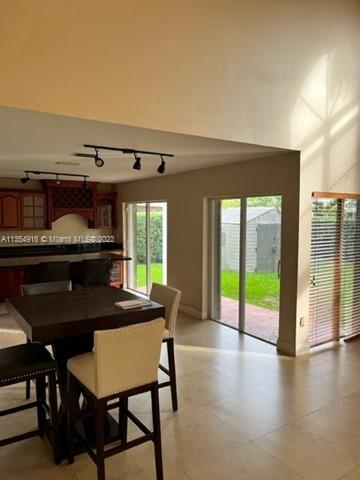ADVENTURE HOMES - Residential