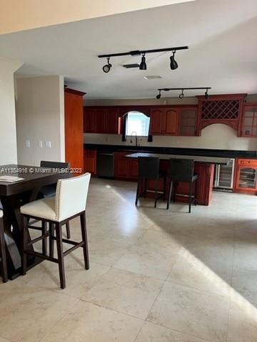 ADVENTURE HOMES - Residential