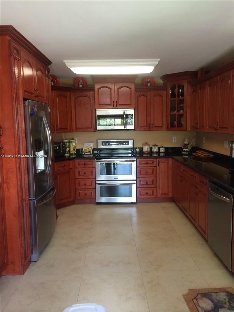 ADVENTURE HOMES - Residential