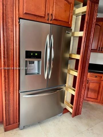 ADVENTURE HOMES - Residential