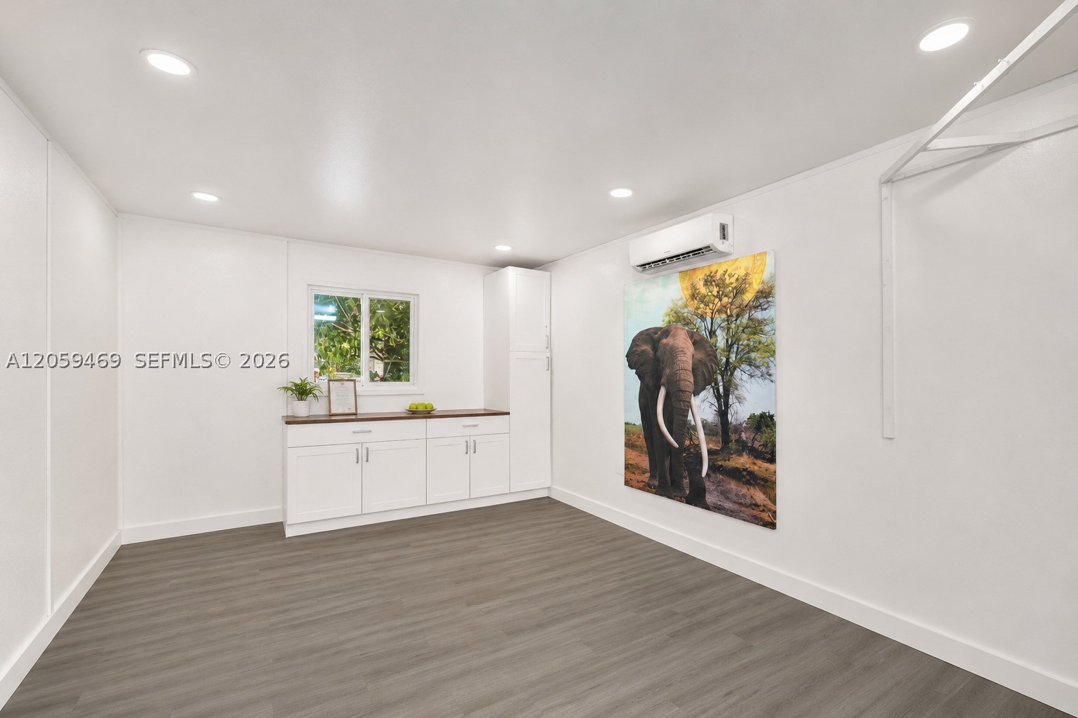 MEADOW WOOD MANOR SEC I - Residential