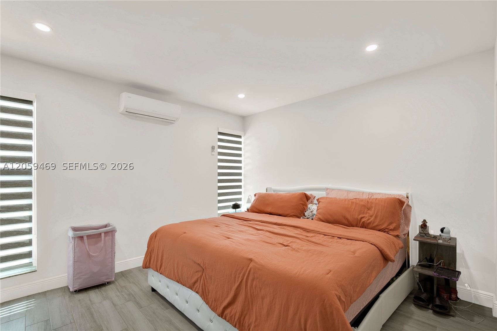 MEADOW WOOD MANOR SEC I - Residential