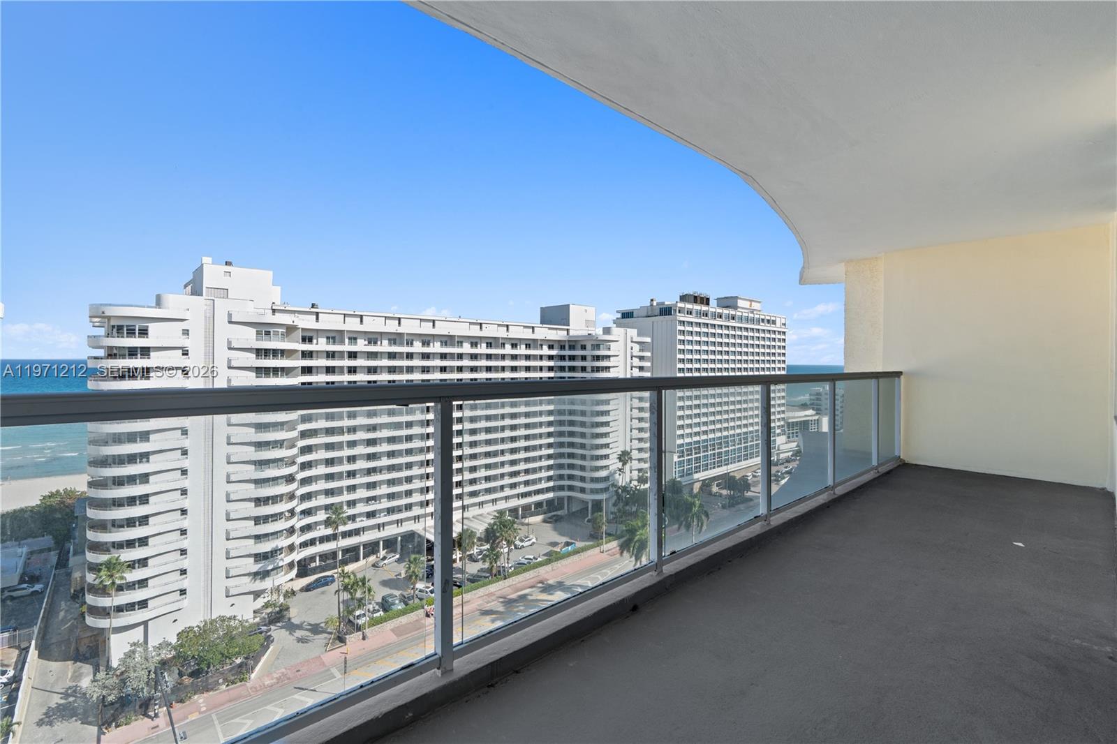 5600 CONDO - Residential