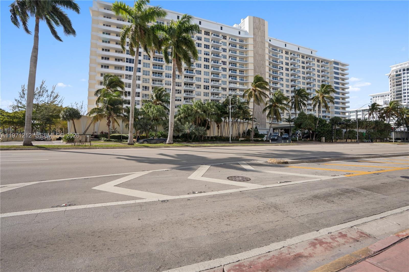 5600 CONDO - Residential