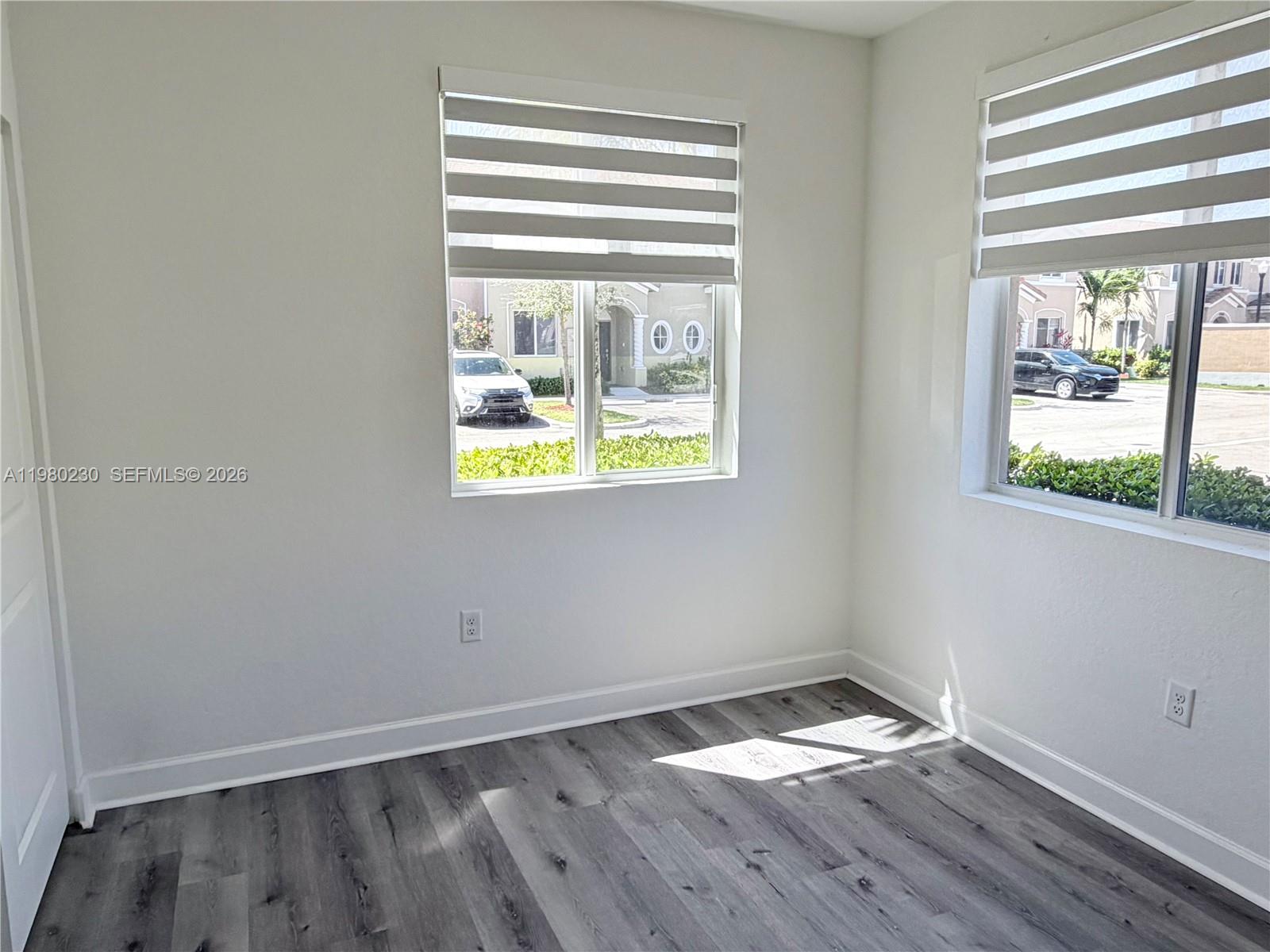 TOWNS AT SEASCAPE - Residential
