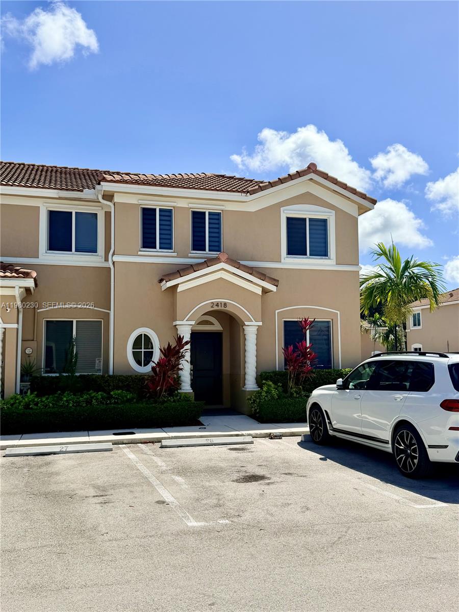 TOWNS AT SEASCAPE - Residential