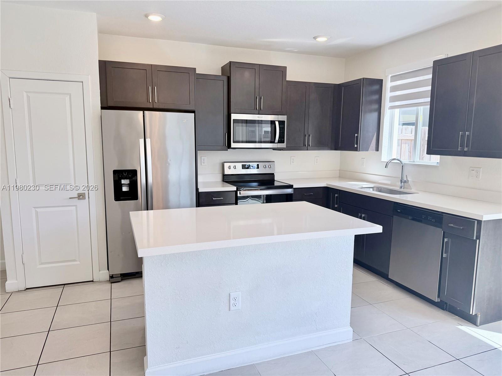 TOWNS AT SEASCAPE - Residential