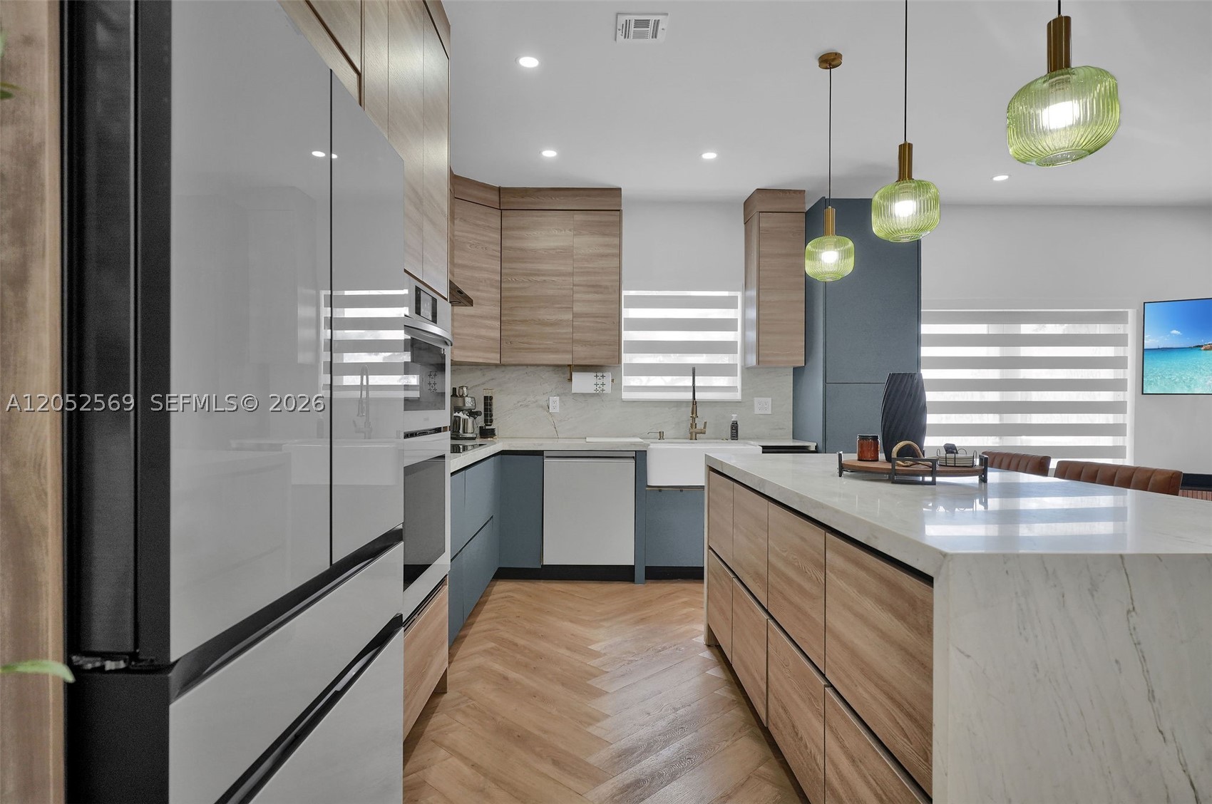 LAKES BY THE BAY CEE - Residential