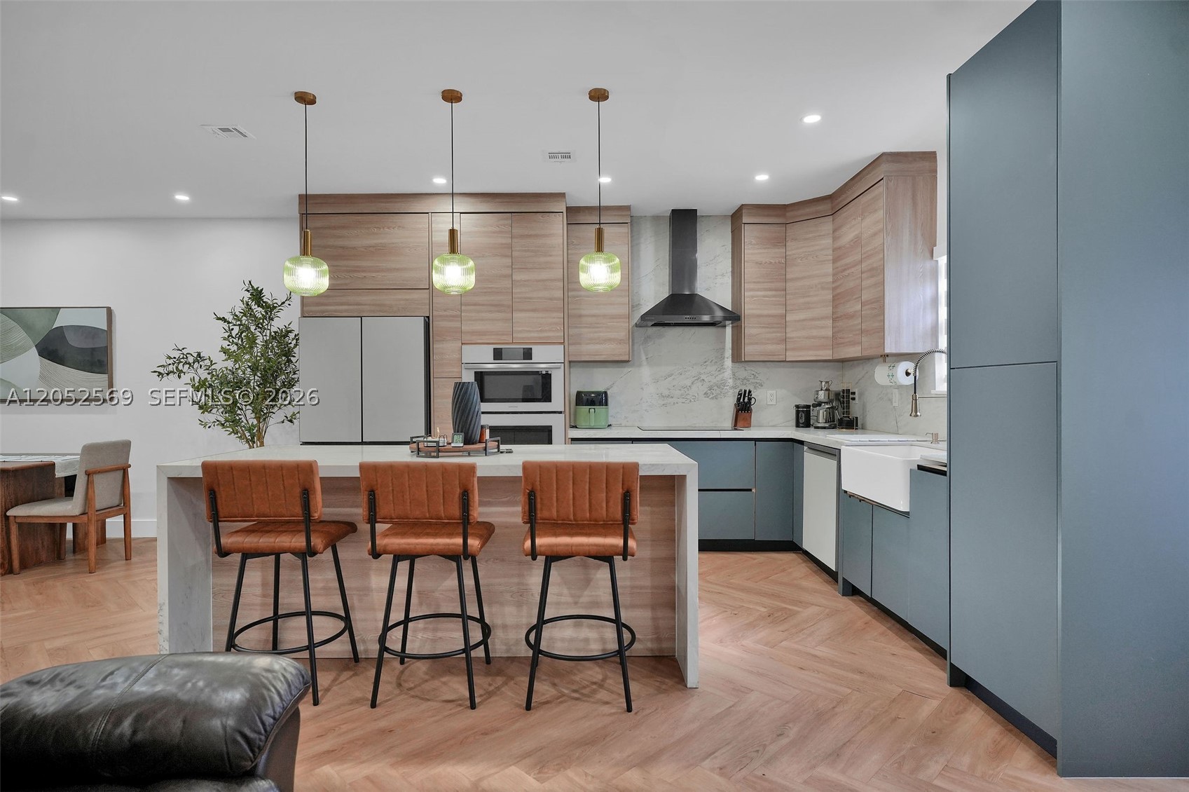 LAKES BY THE BAY CEE - Residential
