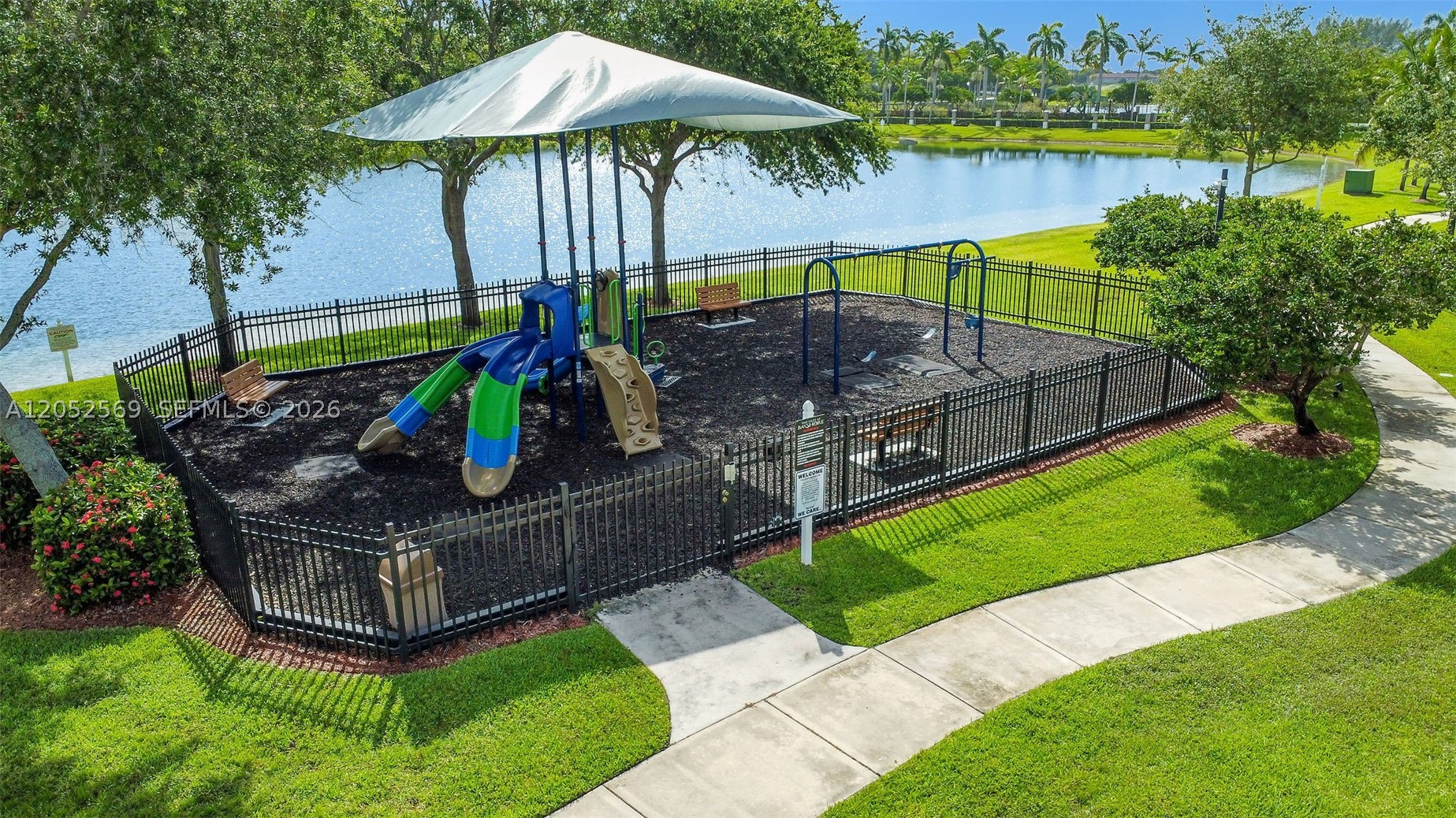 LAKES BY THE BAY CEE - Residential