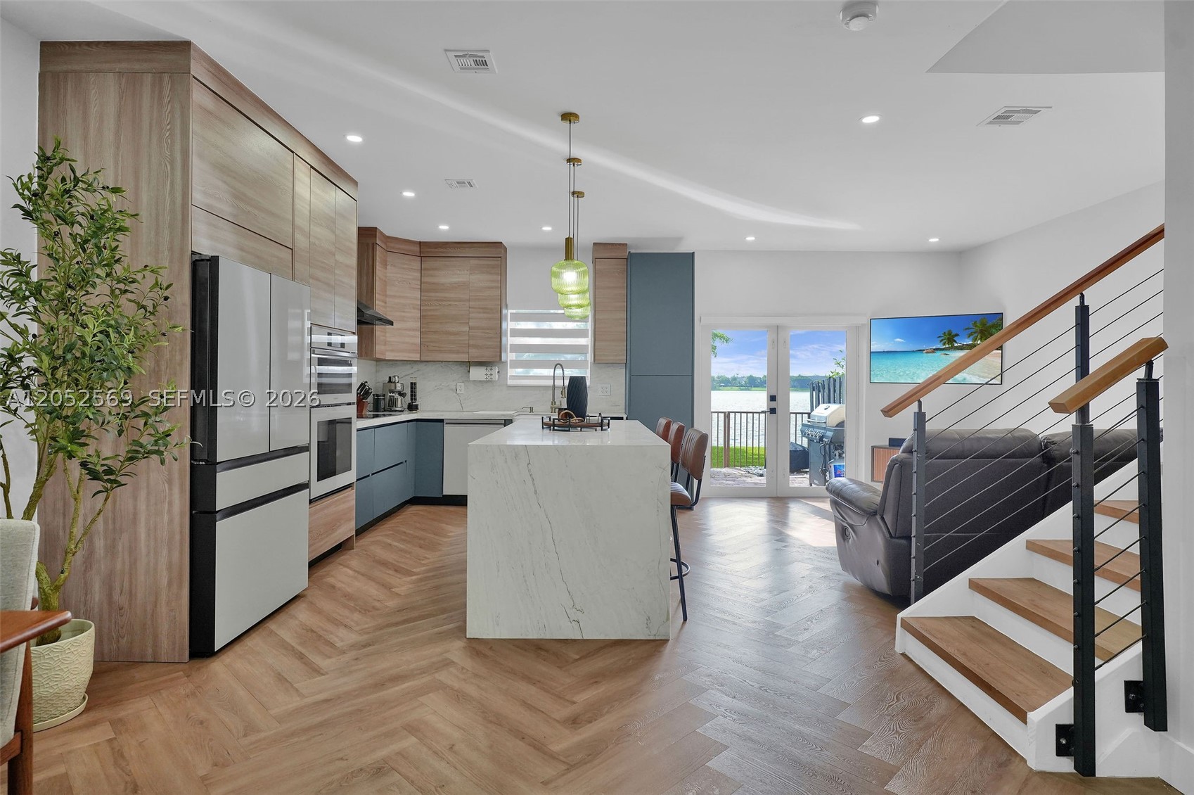 LAKES BY THE BAY CEE - Residential