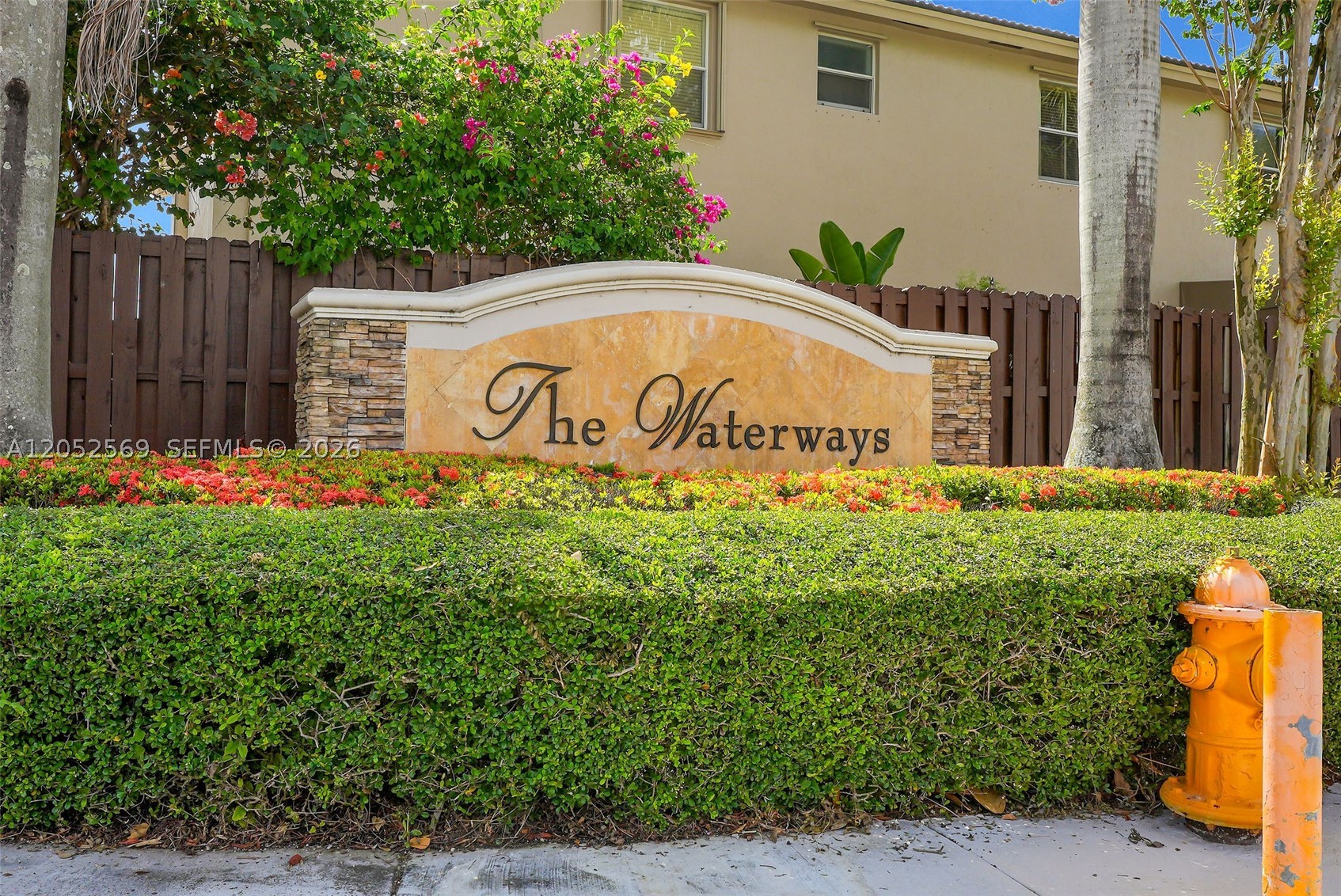 LAKES BY THE BAY CEE - Residential