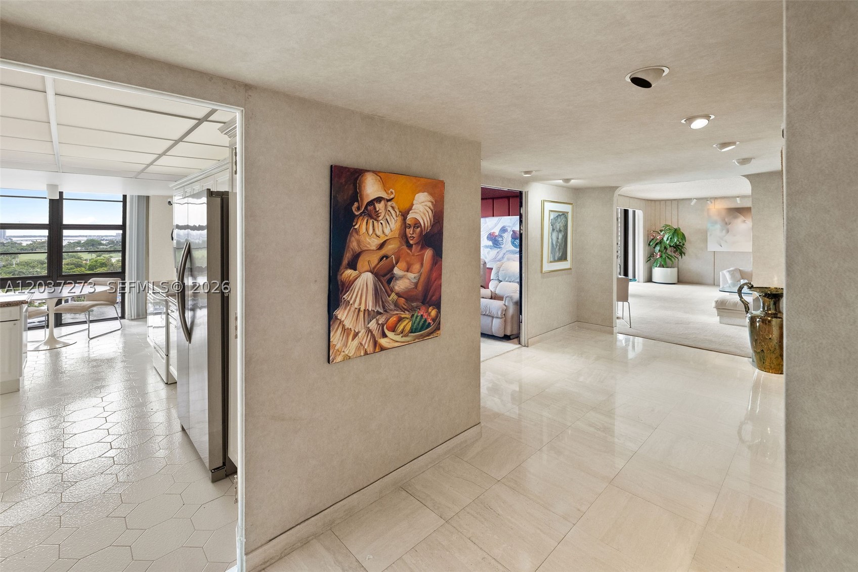 TOWERHOUSE CONDO - Residential