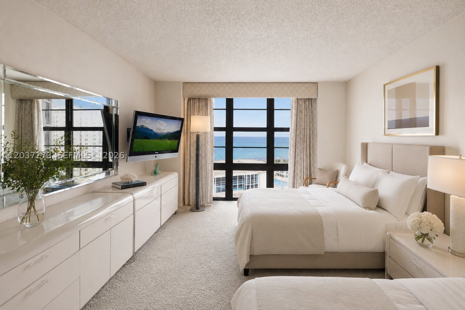 TOWERHOUSE CONDO - Residential