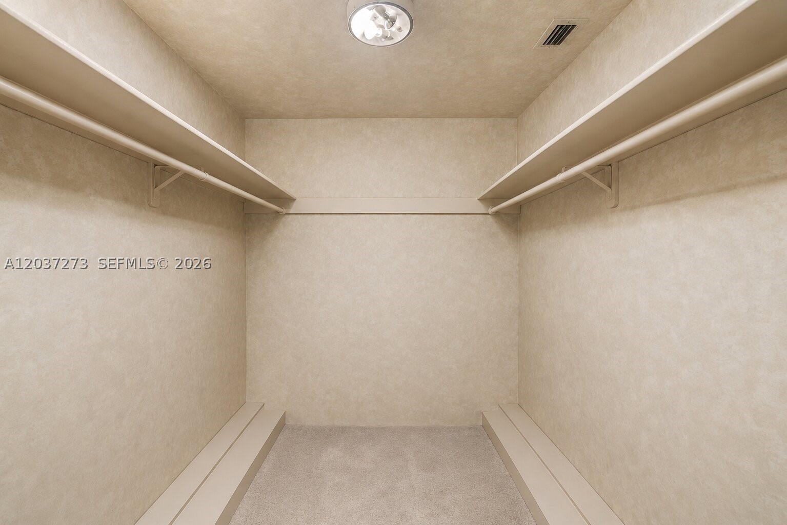 TOWERHOUSE CONDO - Residential