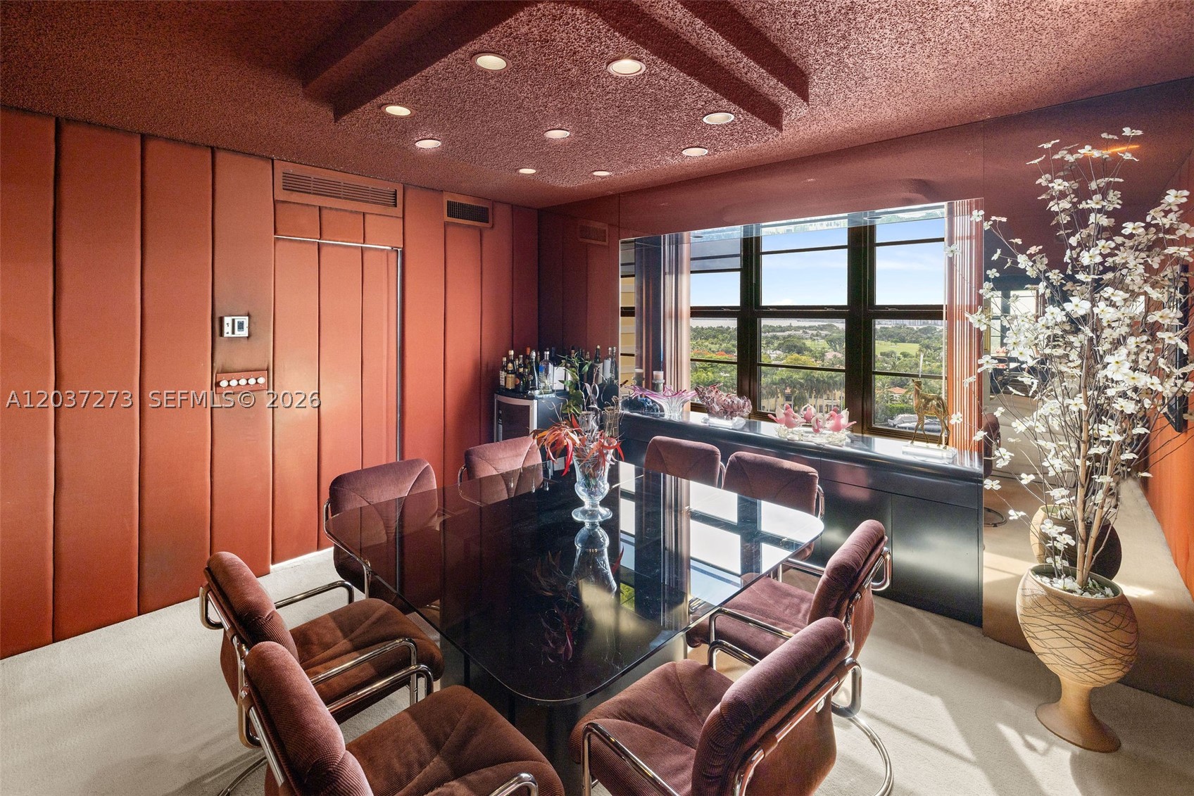 TOWERHOUSE CONDO - Residential