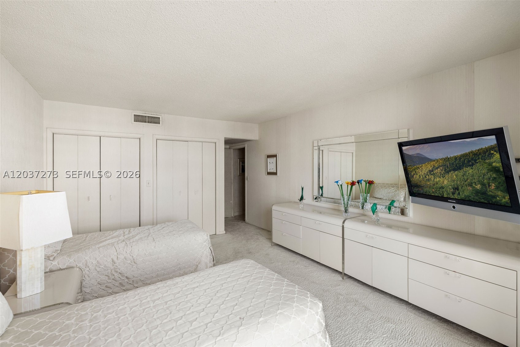 TOWERHOUSE CONDO - Residential