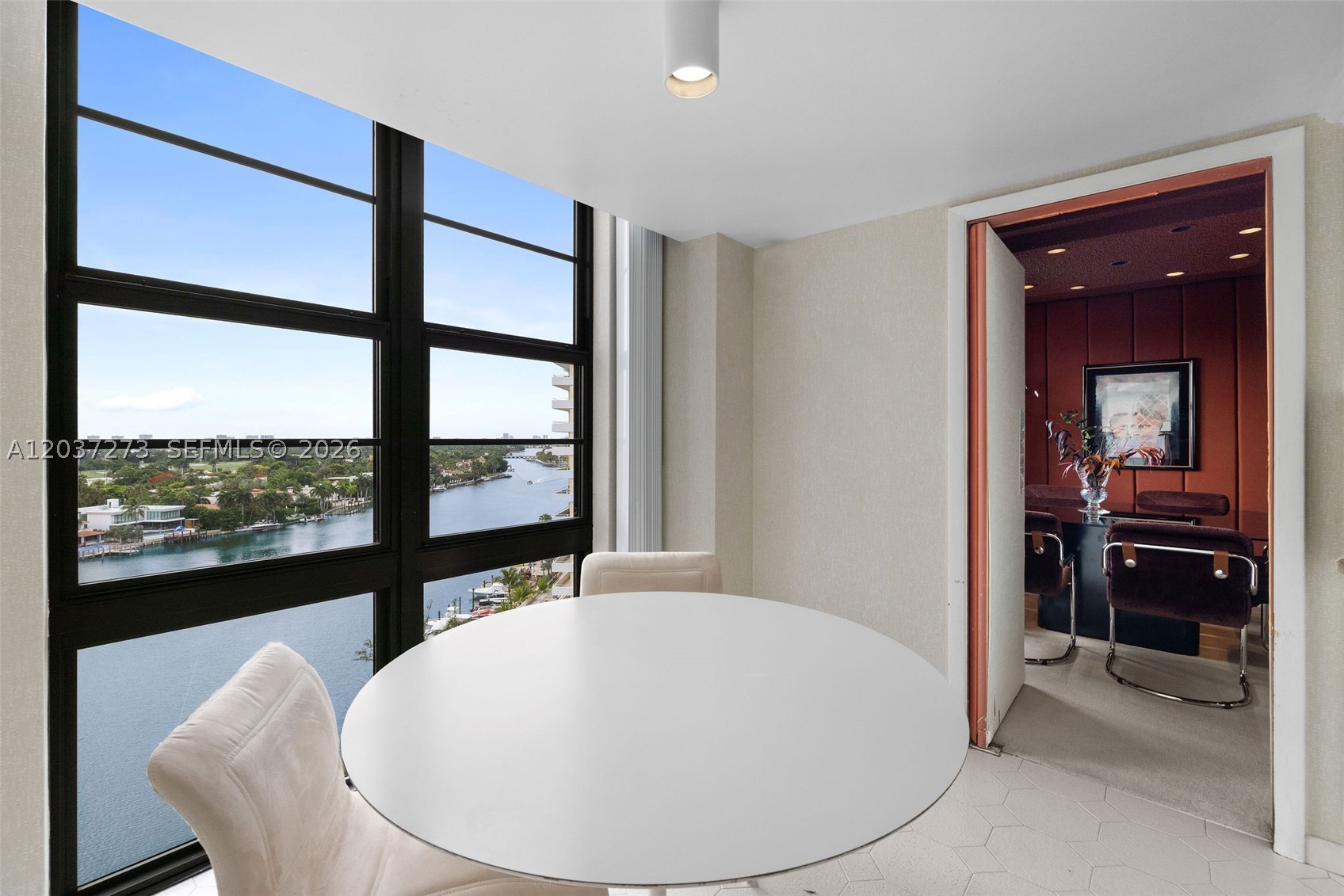TOWERHOUSE CONDO - Residential