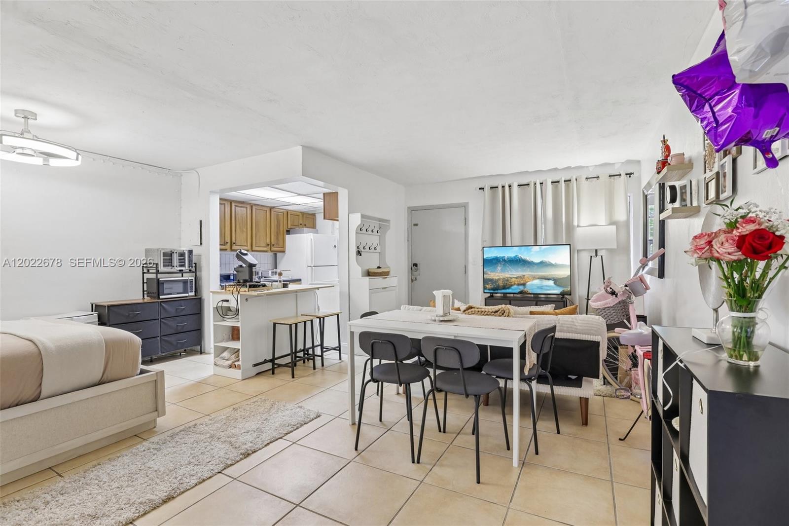 THE PALMS 51 CONDO - Residential