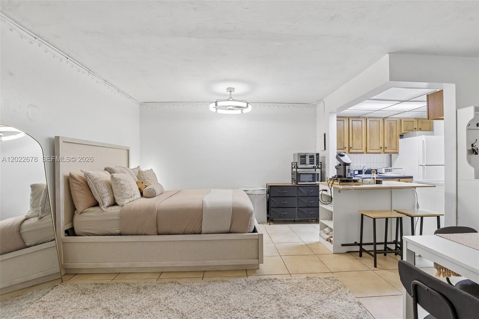 THE PALMS 51 CONDO - Residential