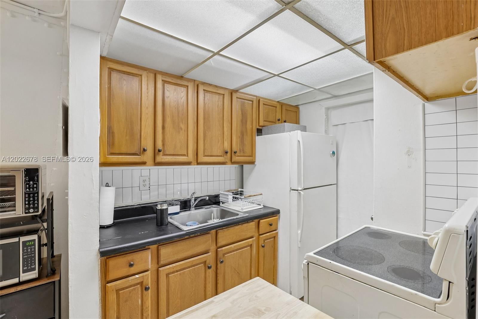 THE PALMS 51 CONDO - Residential