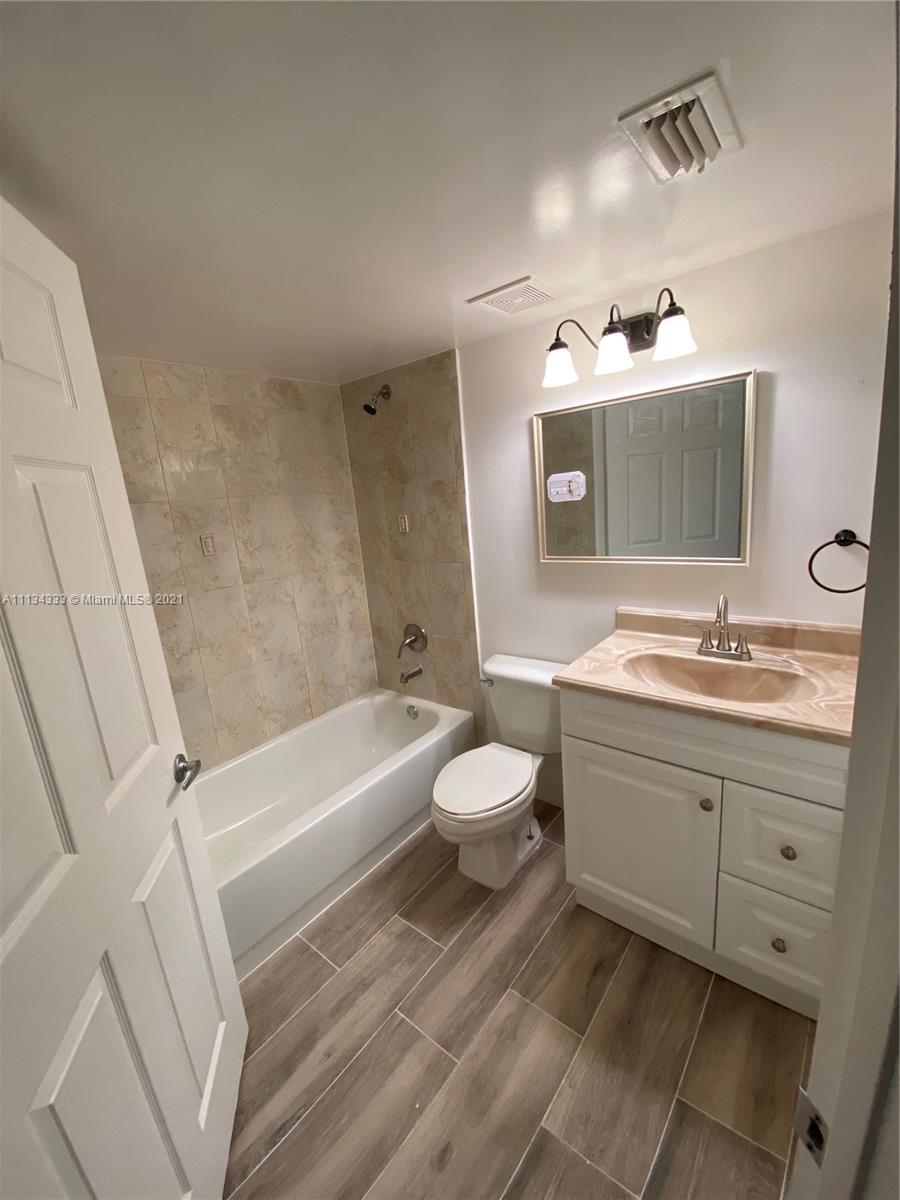 LA VIA CONDO - Residential Lease