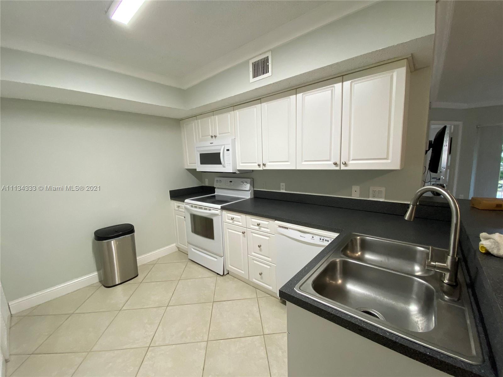 LA VIA CONDO - Residential Lease