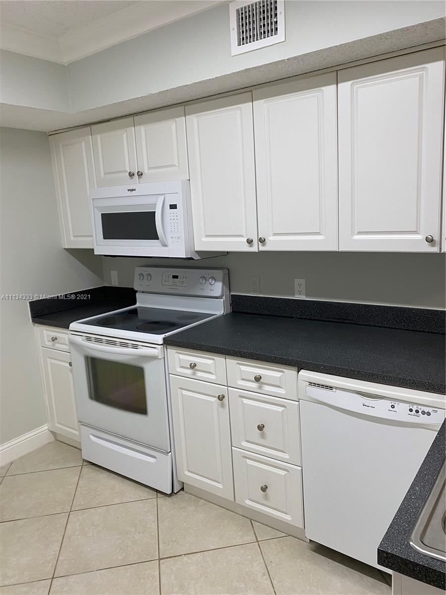LA VIA CONDO - Residential Lease